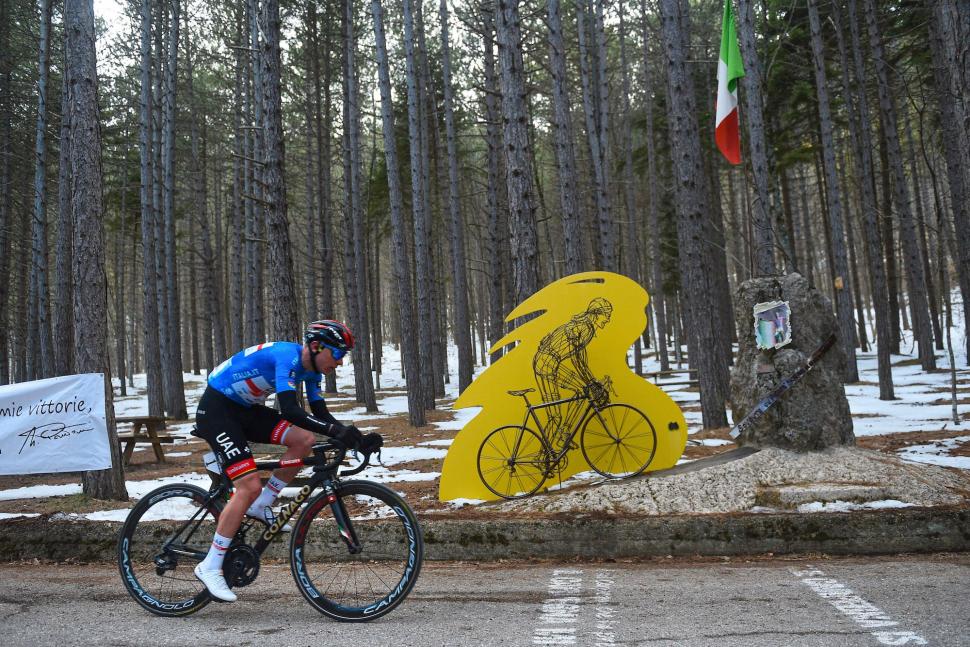 2022 Pogacar Colnago rim brakes Tirreno-Adriatico  - 3